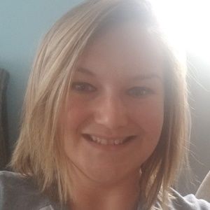 Meet your Posher, Hilary